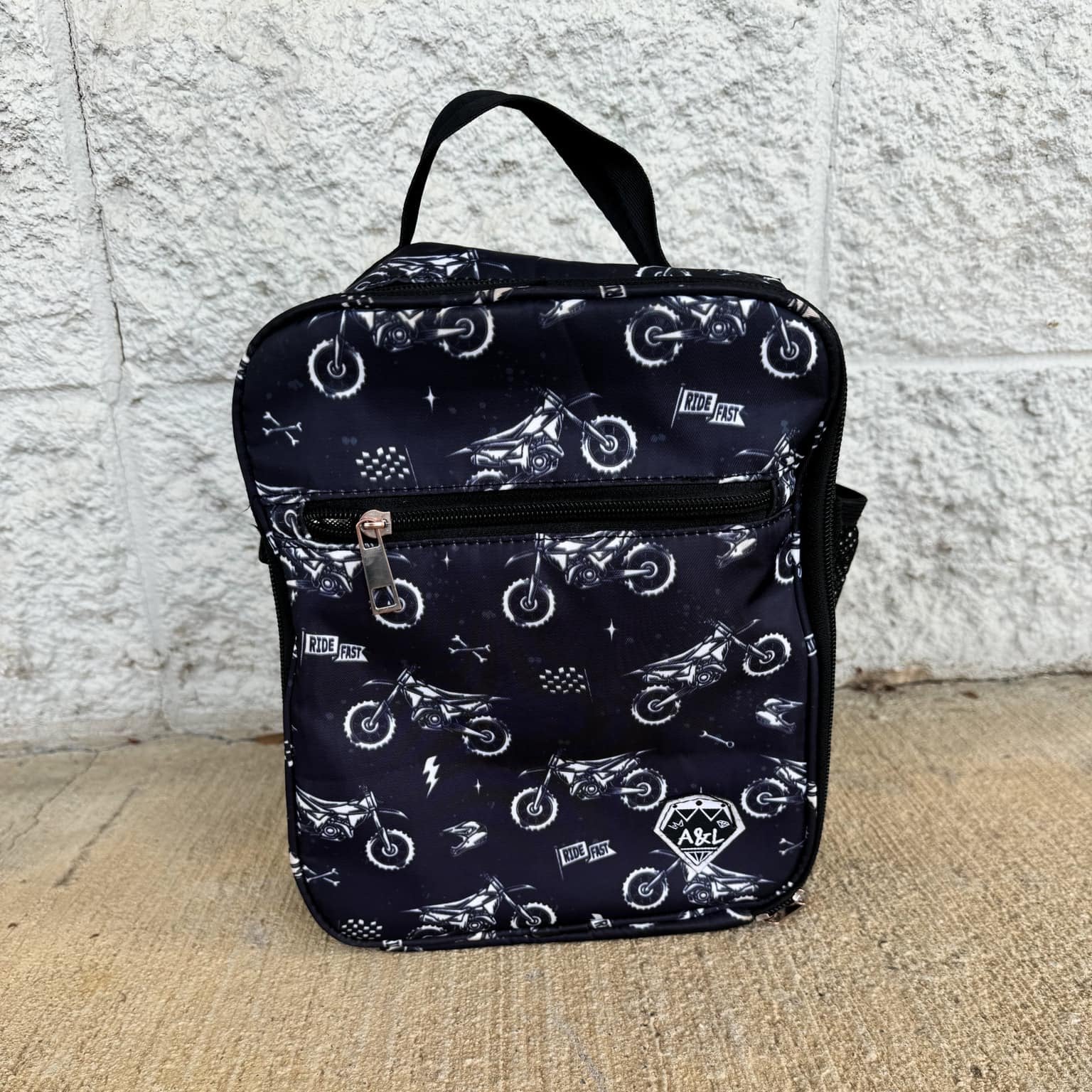 Ride Fast Lunchpack