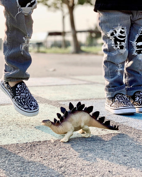 Chillin' Bones Slip on Canvas Shoes